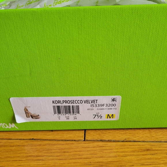 Sam Edelman Velvet Platform Heels in Prosecco - Picture 2 of 9